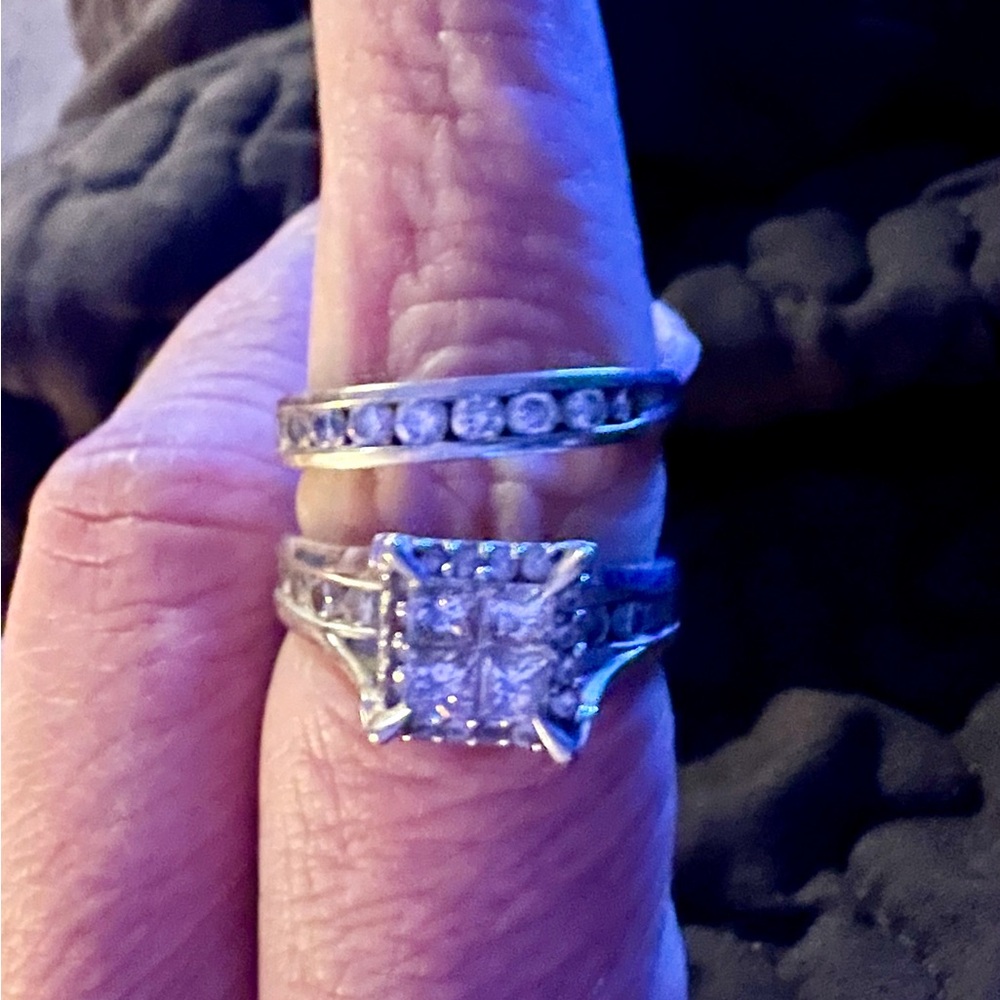 Elegant Silver and Gold Women's Ring Set